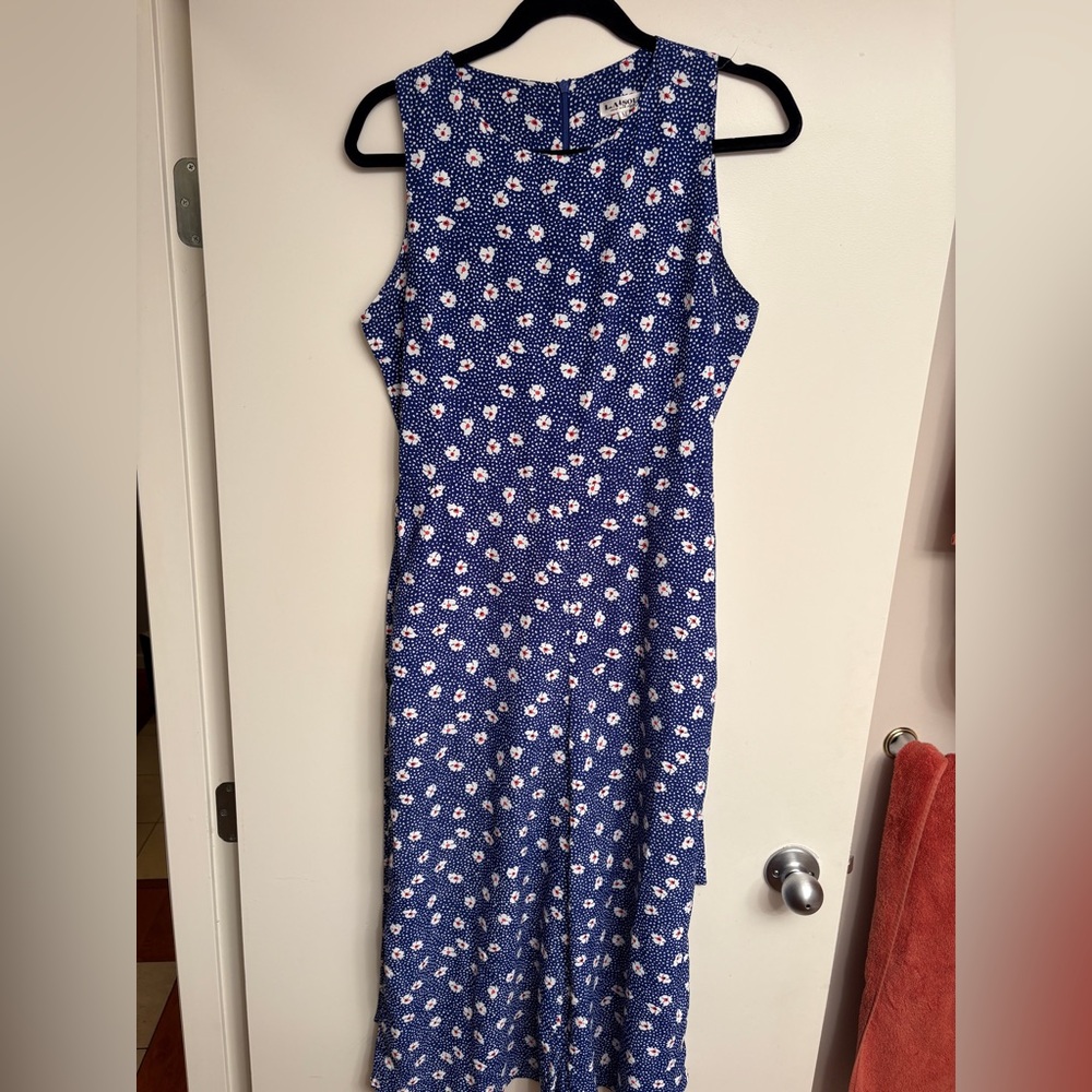 Sleeveless Blue Floral Tie-Waist Jumpsuit - Picture 3 of 4